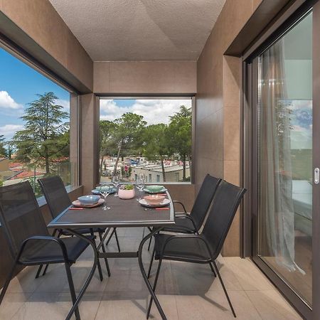 Spada Apartment 3 Bedrooms Near The Beach! Poreč Zewnętrze zdjęcie